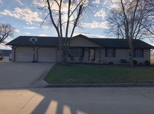 1610 Old Saint Marys Rd, Perryville, MO 63775