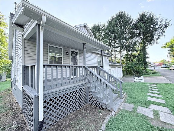 4th image of 615 Pala Ave