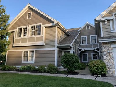 3745 N Northhaven Dr #16002, Unit, WI, 54212