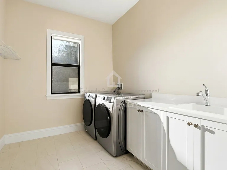 705 Largovista Dr — Photo 37