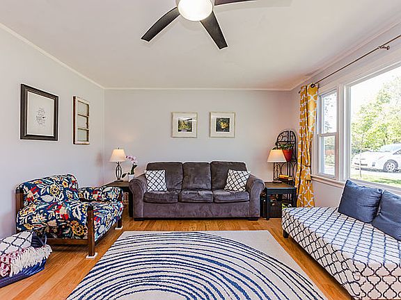 4th image of 943 S Norbury Ave
