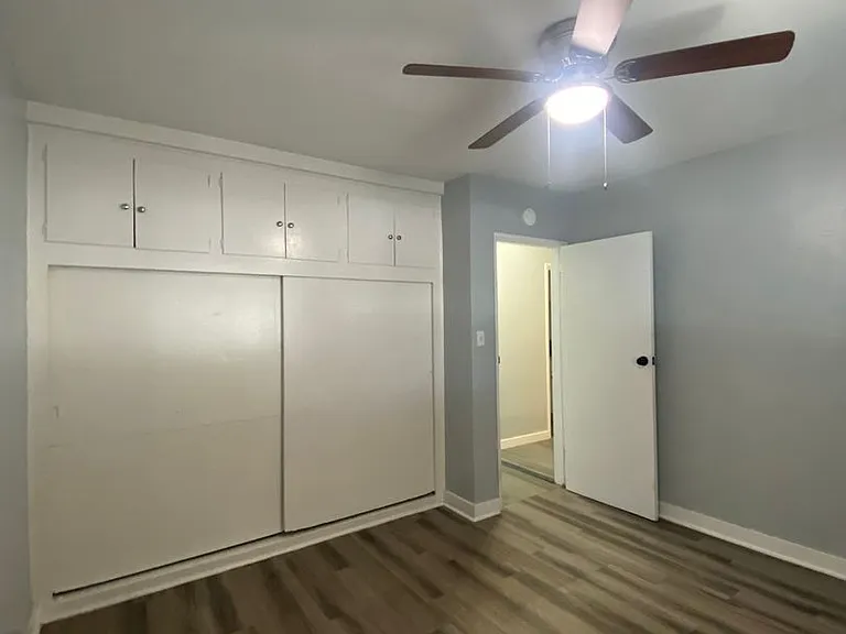 1431 Elm Ave — Photo 15