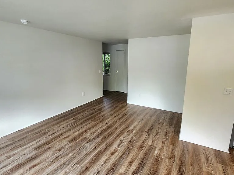 1307 NW Slate Ln #102 — Photo 22
