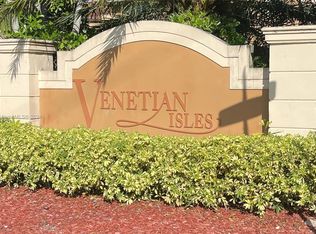 15661 SW 29th Ter, Miami, FL 33185