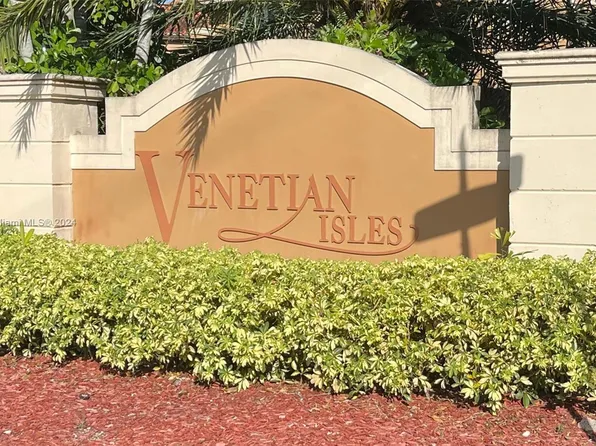 15661 SW 29th Ter, Miami, FL 33185