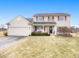 2750 Magnolia Garden Dr, Howell, MI