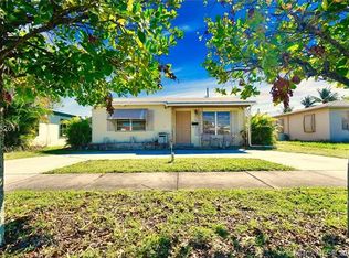 312 NE 4th Ct, Hallandale Beach, FL 33009
