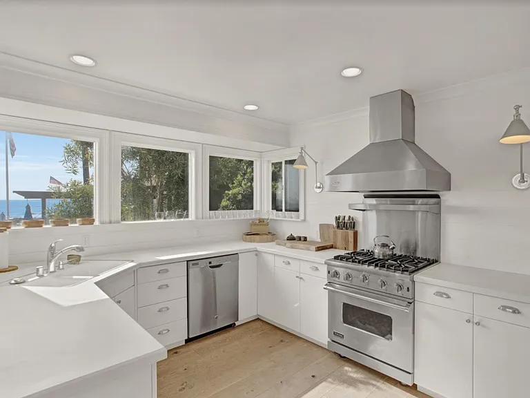 3567 Padaro Ln — Photo 10