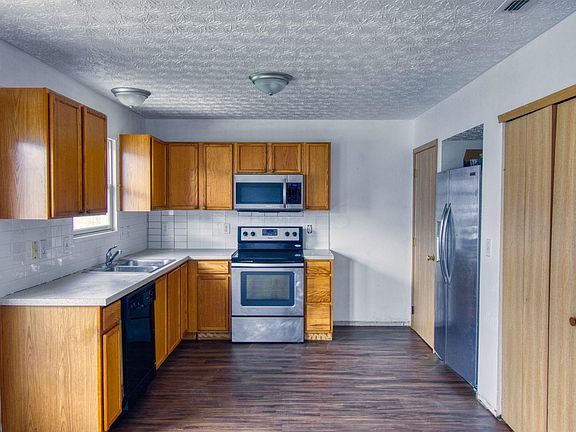 4th image of 3058 Historical Ave #248