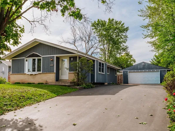 2167 Clark STREET, East Troy, WI 53120