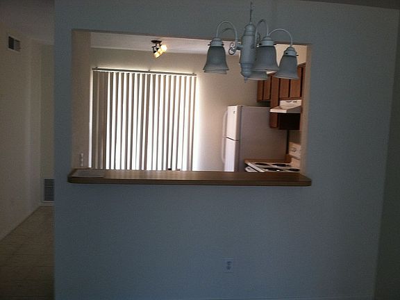 3rd image of 462 Purdue Ct APT B