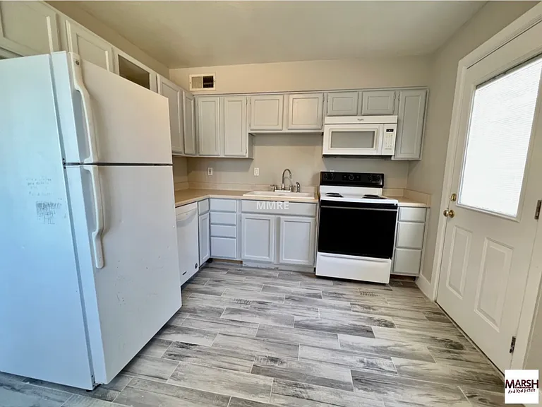1413 N Jay St — Photo 5