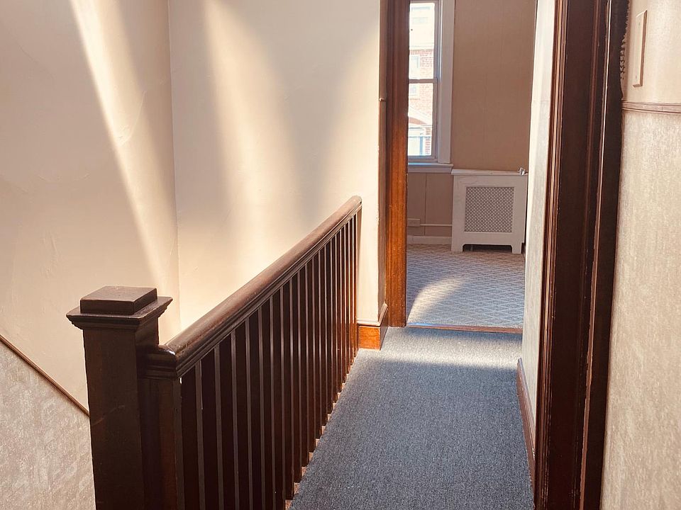 1st image of 28 King Ave #2