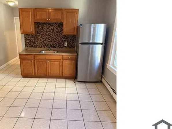 179 Sheridan St #2, Bridgeport, CT 06610