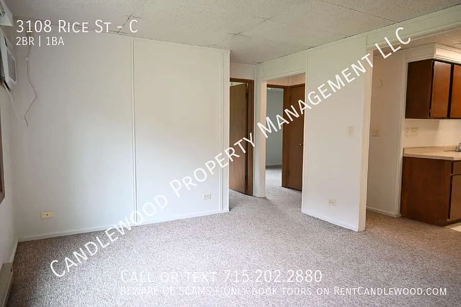 Cat Friendly 2 Bedroom Lower Apartment Available October 1st! — Photo 2