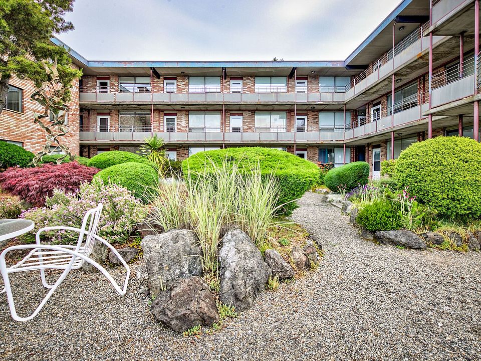 Edgewater East Apartments 211 Shore Dr Bremerton WA Zillow