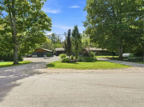 3779 Agnew Rd, Severn, ON L0K 2B0