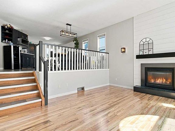 4th image of 9810 S 66th Ave