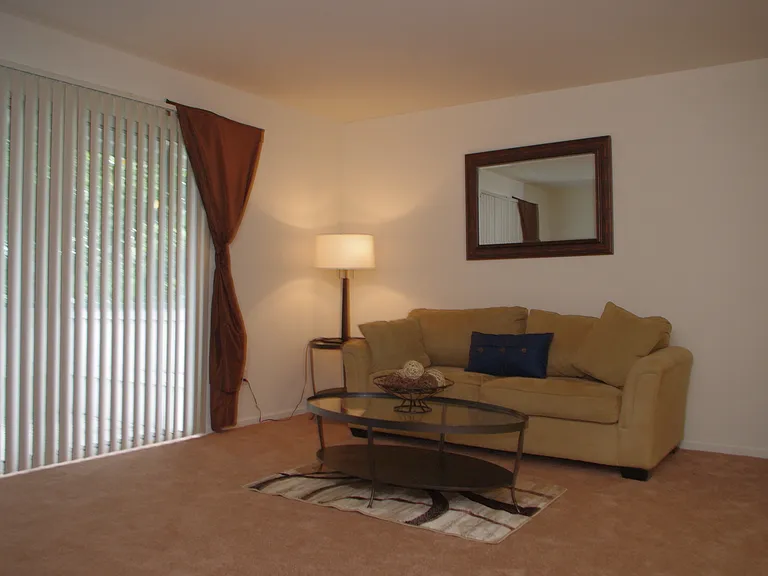 Pine Meadows Apartments — Photo 6