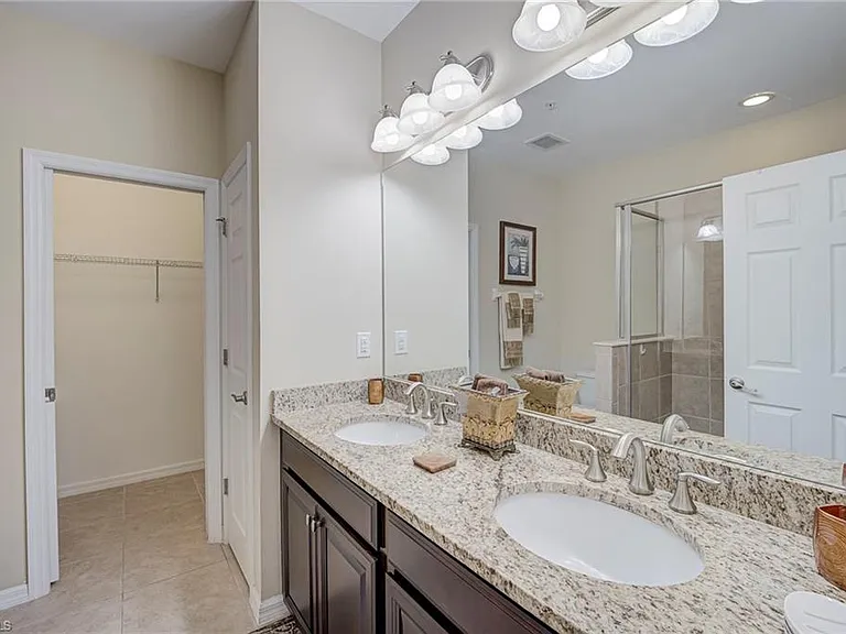 8540 Violeta St #202 — Photo 18