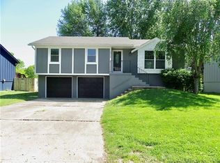 20309 E Millhaven St, Independence, MO 64056