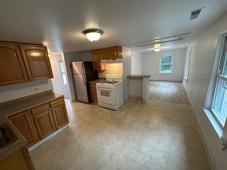 151 Long Hill Ave #2 — Photo 6
