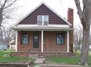 125 Park St, Worden, IL 62097