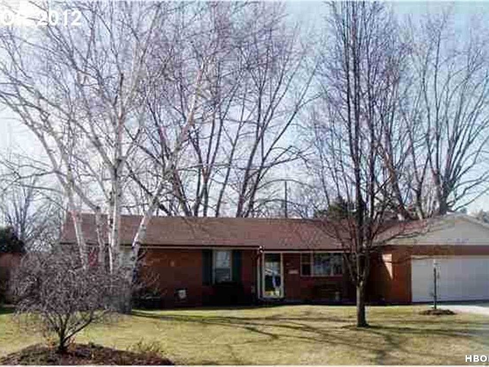 1st image of 417 Burnham Dr
