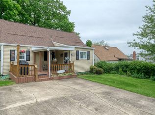 1875 Montour St, Coraopolis, PA