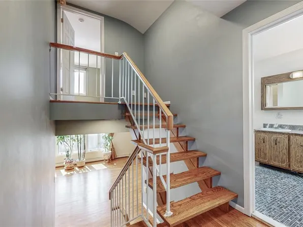 210-30 29th Avenue image 8 of 16