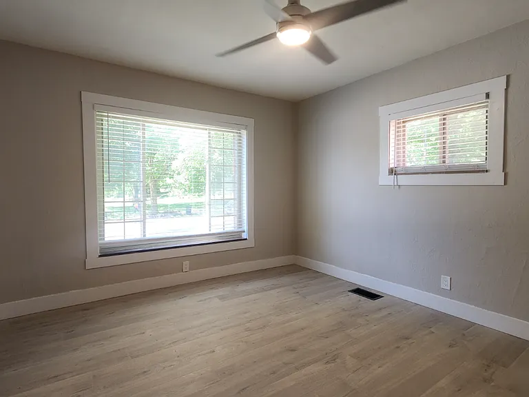 6401 Nottingham Avenue — Photo 13