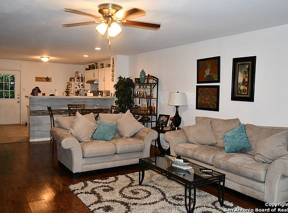 2nd image of 22 Bratton Dr