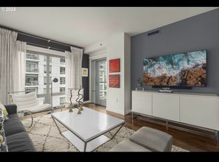 1260 NW Naito Pkwy UNIT 307, Portland, OR 97209