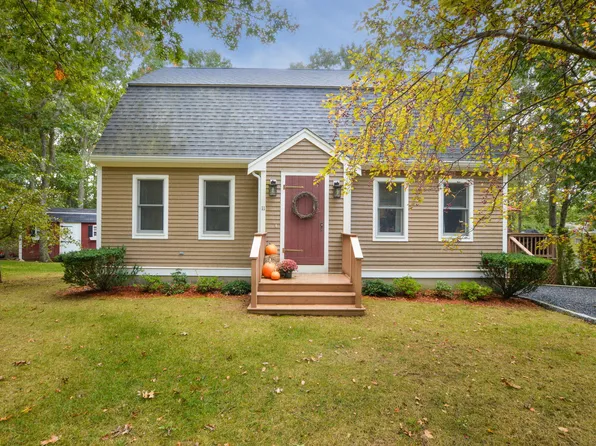 11 Deer Hollow Road, Forestdale, MA 02644