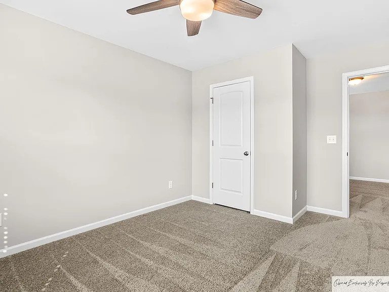 56 Texas Black Way — Photo 31