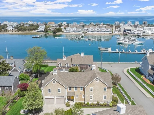 11 Whites Ferry Lndg, Marshfield, MA 02050