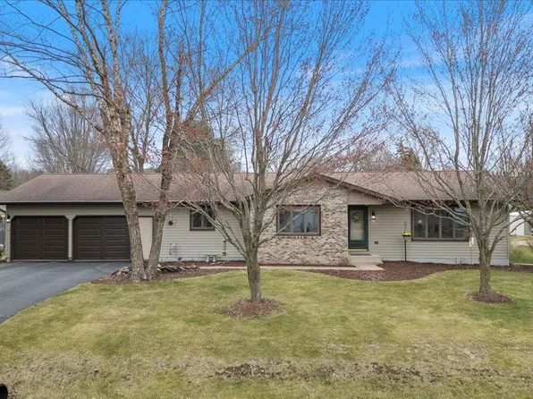 301 South LARCH AVENUE, Marshfield, WI 54449