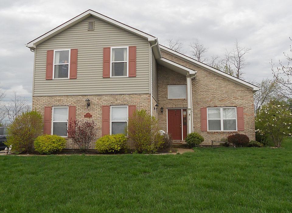 1st image of 219 Brooke Woode Dr