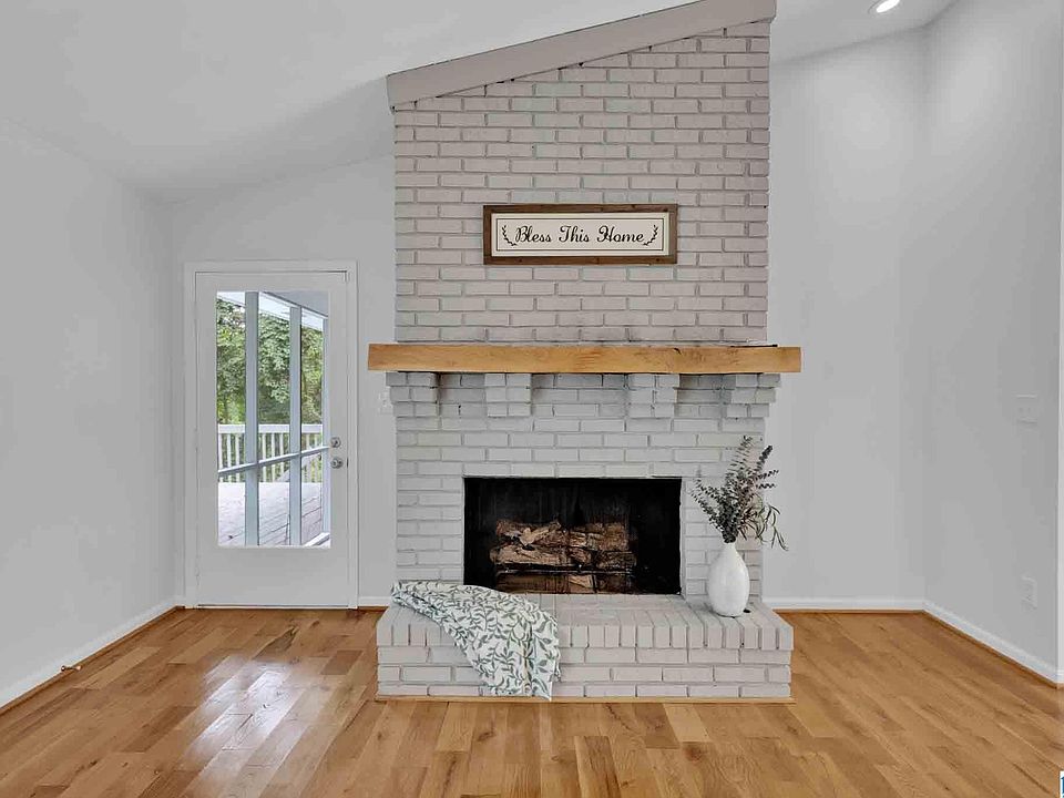 1st image of 608 S Sanders Rd