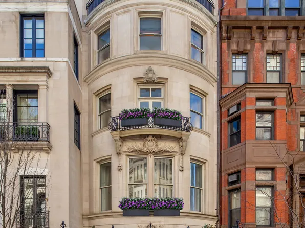 10 East 67th Street image 1 of 14