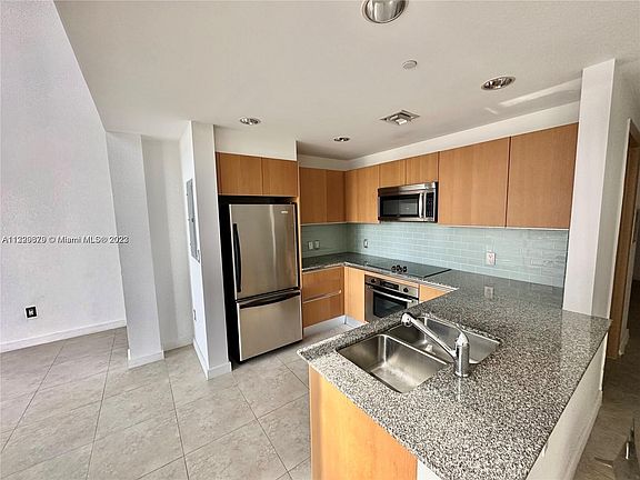 2nd image of 1050 Brickell Ave #1616-1