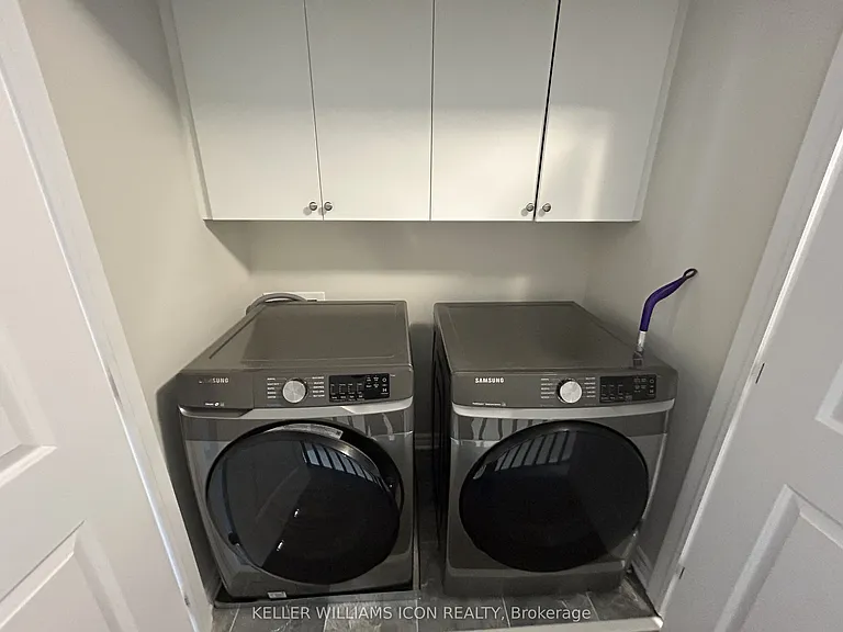 505 Manhattan Ct — Photo 27