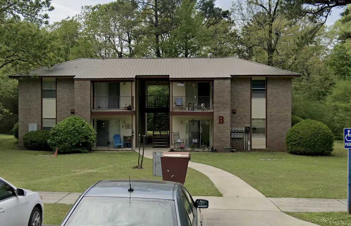 Photo 2 of 7 - 3131 Carl Morgan Rd - Moody, AL Building Photo - 3131 Carl Morgan Rd