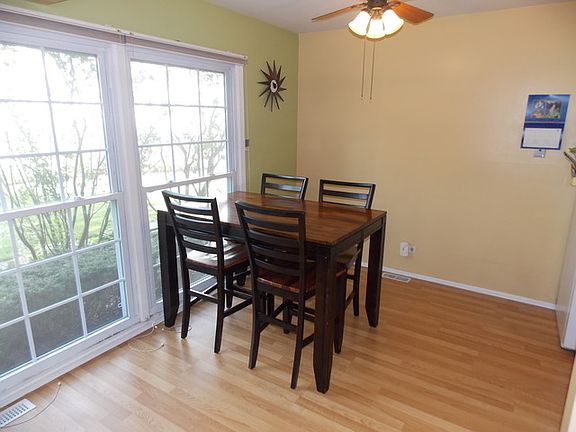 2nd image of 1100 Mount Vernon Ct #185