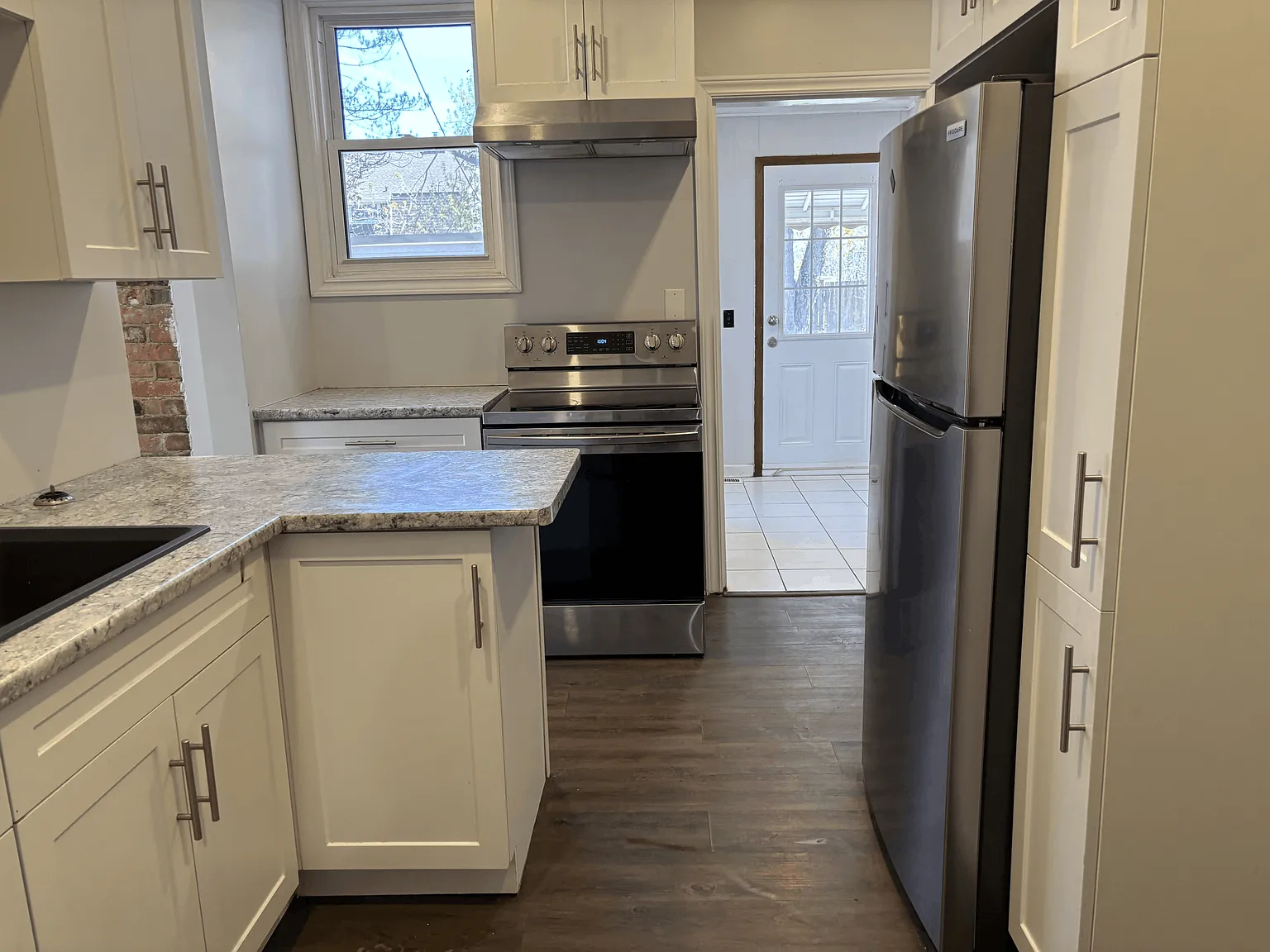 26 Shotwell Street — Photo 3