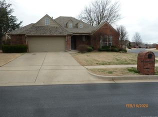 3303 N Gum Ave, Broken Arrow, OK 74012