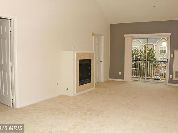 4th image of 6528 Grange Ln Unit 201