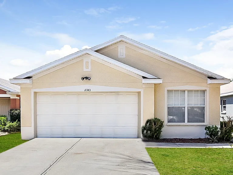 11343 Palm Island Ave — Photo 1