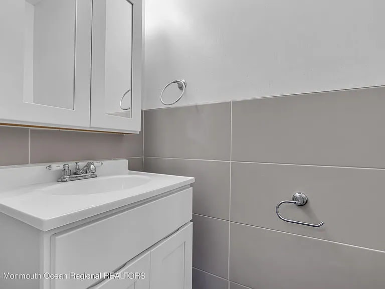 1168 Sawmill Rd #166 — Photo 9