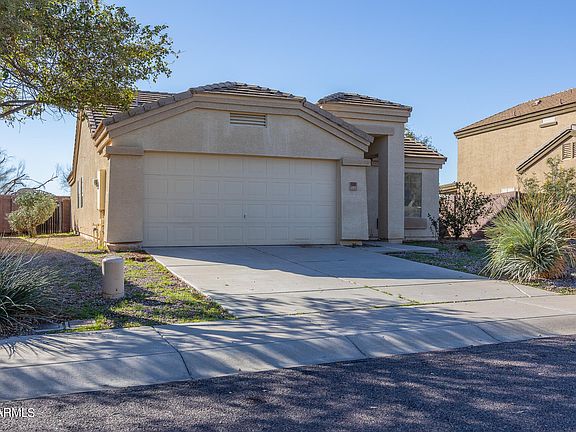 3rd image of 659 W LUCKY PENNY Place
